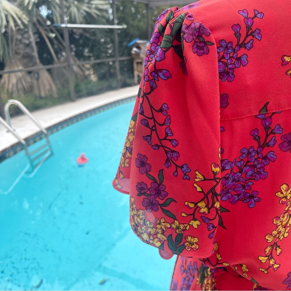 Nanette Lepore Terracotta Flutter Sleeve
Chiffon Floral Print Shirtdress Size 14 - Picture 6 of 10